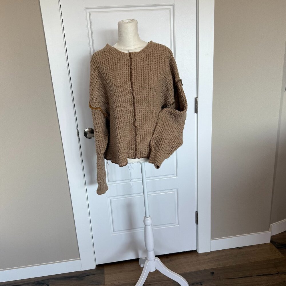 Tan Cropped Waffle Knit Sweater - L